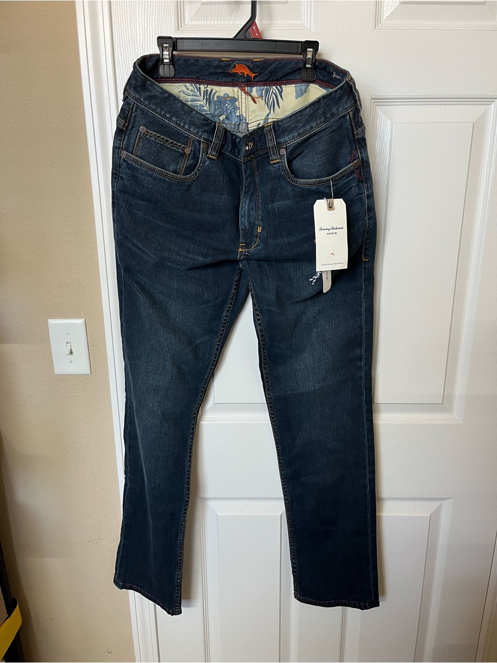 Tommy Bahama Men's Dark Wash Vintage Fit Jeans 32x32 NWT